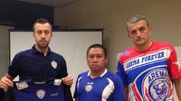 Pemain asing asal Makedonia, Goran Gancev resmi diperkenalkan sebagai pemain anyar Arema Cronus, Kamis (25/2/2016). Ia menggantikan peran Kiko Insa yang didepak pelatih Milomir Seslija. (Dok. pribadi)