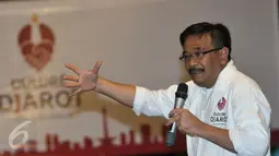 Cawagub DKI, Djarot Saiful Hidayat memberikan pidato saat Deklarasi Relawan Dulure Djarot di Jakarta, Rabu (5/10). Djarot mengatakan Dulure Djarot tidak hanya berisi orang Jawa saja melainkan dari berbagai suku. (Liputan6.com/Yoppy Renato)