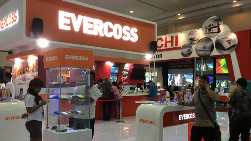 Evercoss Pamer Smartphone dan Aplikasi di Indocomtech