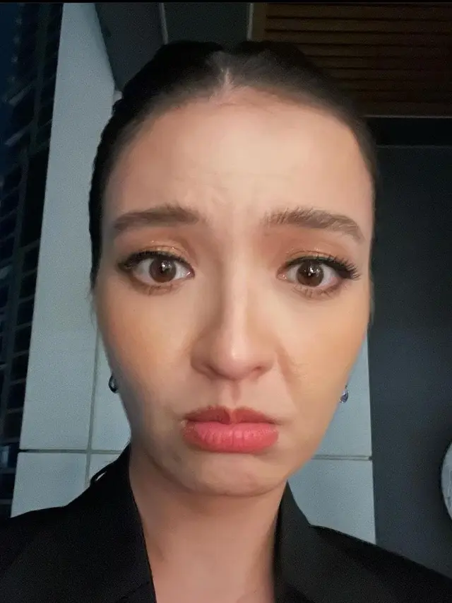 Potret Ekspresi Raline Shah