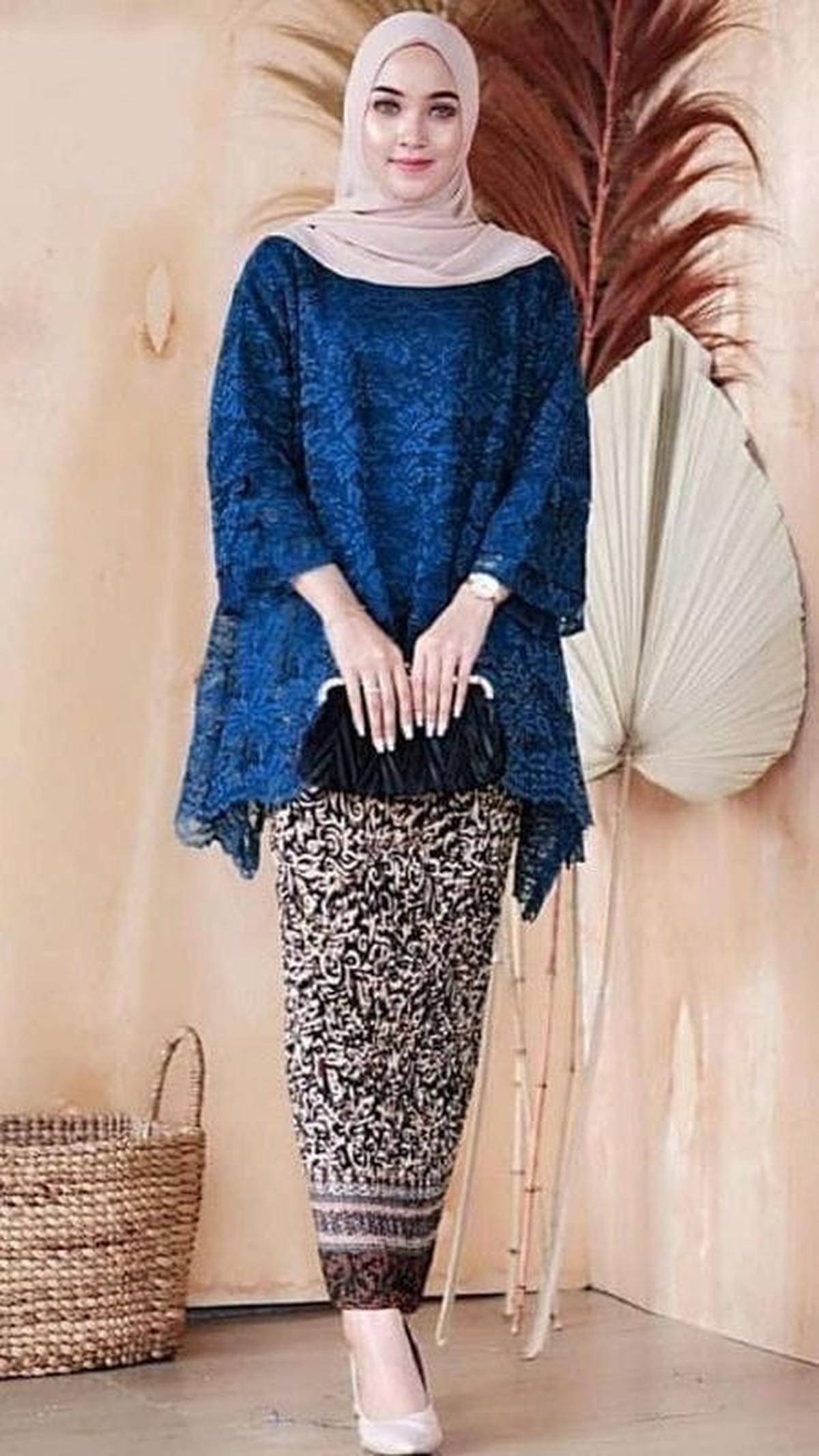 2. Setelan Kebaya Blouse Rinjani Jumbo<br>