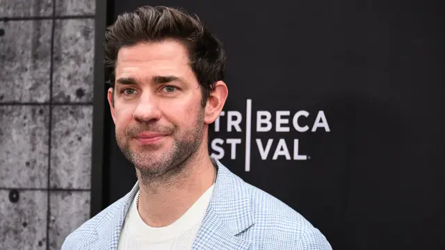 Nyaris Pingsan, John Krasinski Dinobatkan Sebagai Pria Terseksi di Dunia 2024