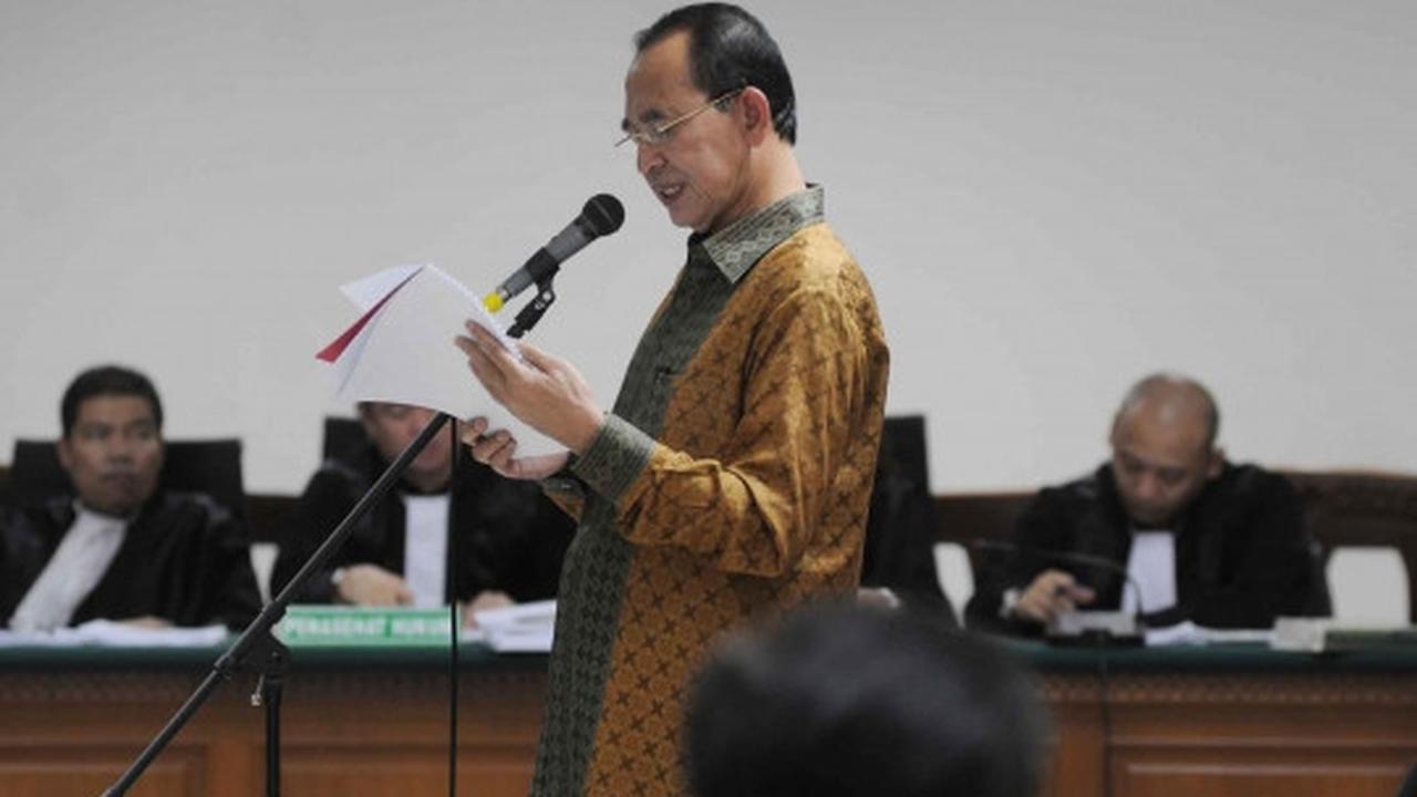 Suryadharma Ali bacakan eksepsi atas dakwaan JPU
