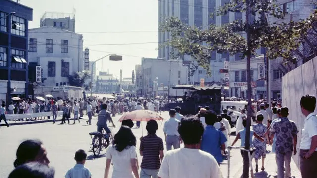 8 Potret Lawas Suasana Ibu Kota Korea Selatan, Bak Drama Korea Era 70-an