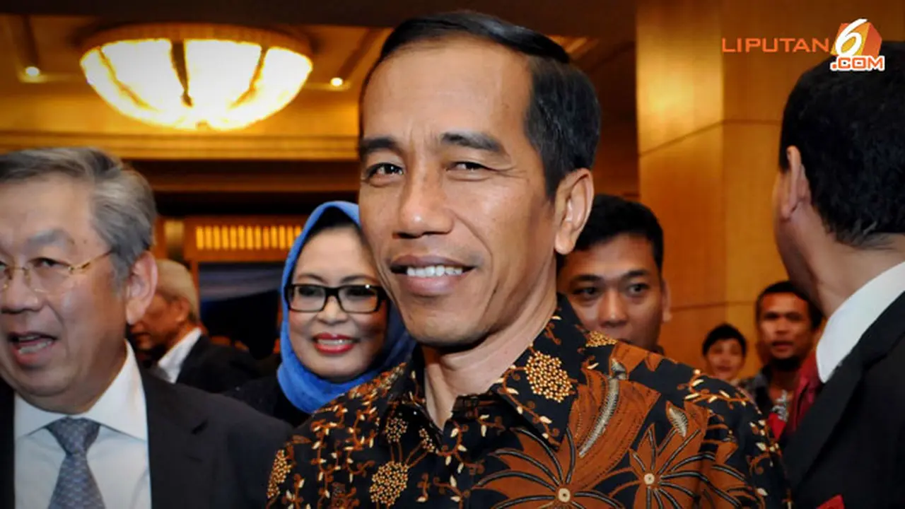 jokowi-kondangan-131019b.jpg