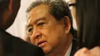 Budi Hartono menjadi orang terkaya urutan pertama di Indonesia. Jumlah kekayaannya Rp 213 triliun. Dia adalah pemegang saham terbesar Bank BCA dan Pemilik dari PT Djarum.(penulispro.com)