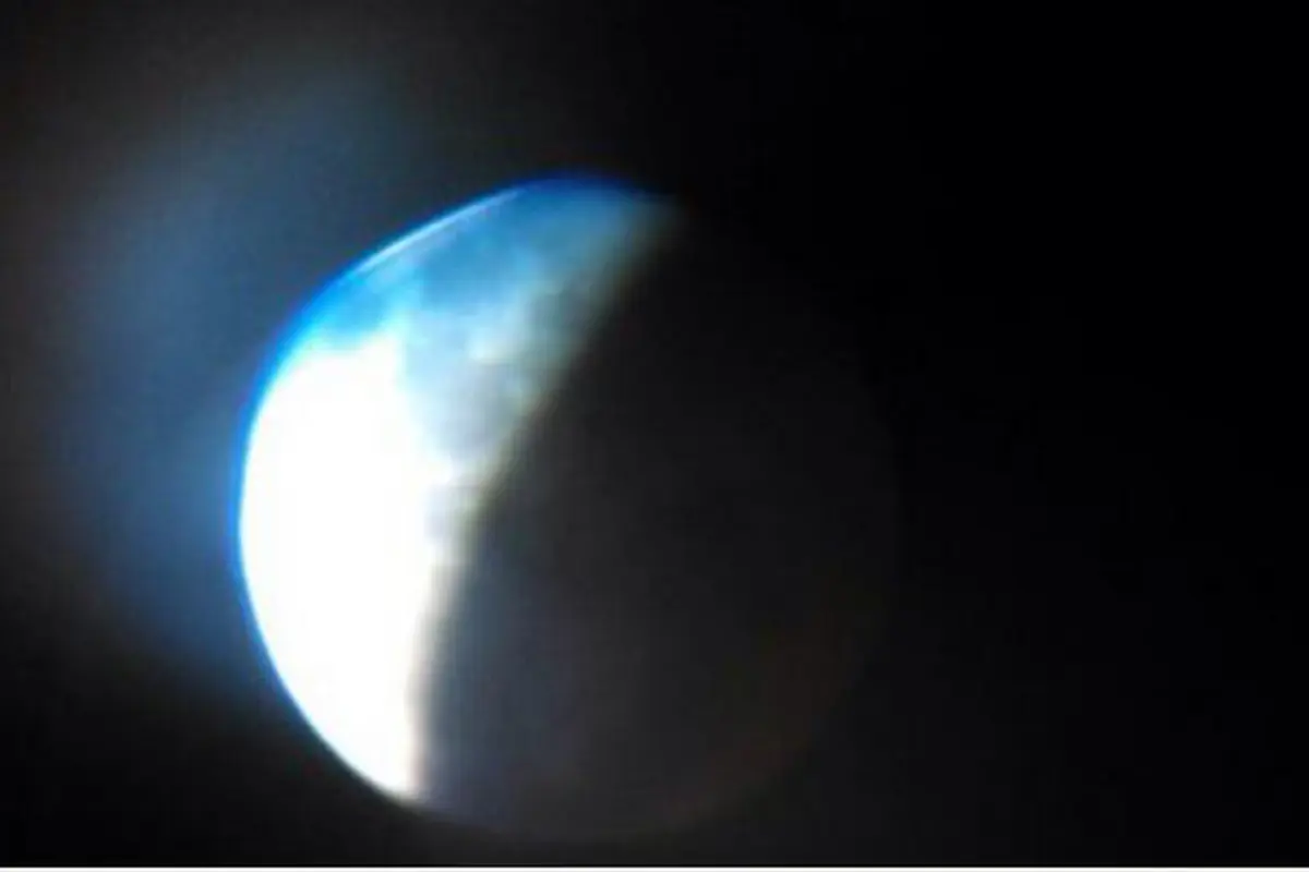 Gerhana Bulan 'Merah Darah' Terlihat Sempurna di Makassar