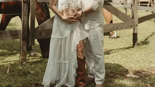 Alyssa Daguise Pamer Baby Bump, Tampil Boho Cowgirl dengan Outfit Rp9 Juta-an