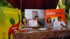 Persatuan Relawan Jokowi menggelar jumpa pers di Kantor Seknas Jokowi, Jakarta, Jumat (20/6/14). (Liputan6.com/Miftahul Hayat)
