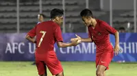 Timnas Indonesia U-16 berselebrasi saat melawan Brunei Darussalam di Stadion Madya, Jakarta, dalam penyisihan Grup G kualifikasi Piala AFC U-16 2020, Jumat (20/9/2019). (Bola.com/Yoppy Renato)