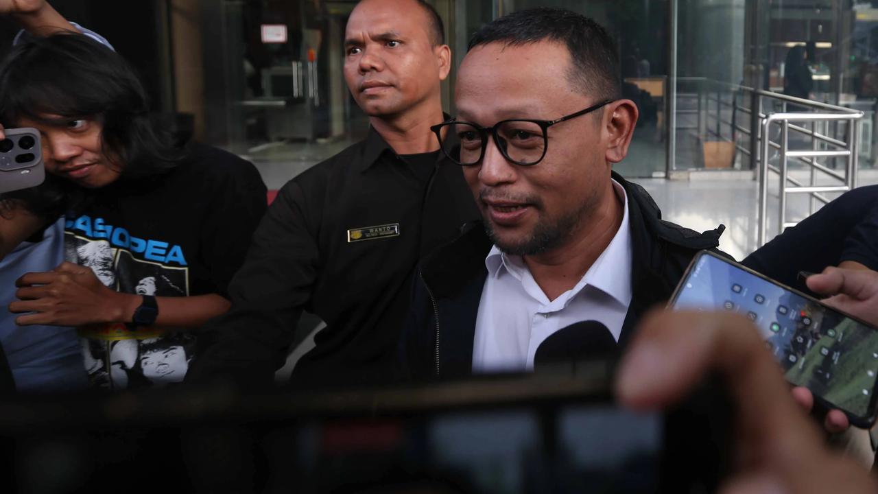 FOTO: KPK Periksa Gus Alex Terkait Dugaan Korupsi Kuota Haji