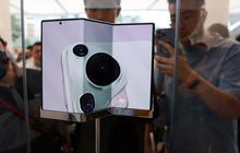 Biaya Perbaikan Layar HP 3 Lipat Huawei Mate XT Kalau Rusak Setara Beli iPhone Baru