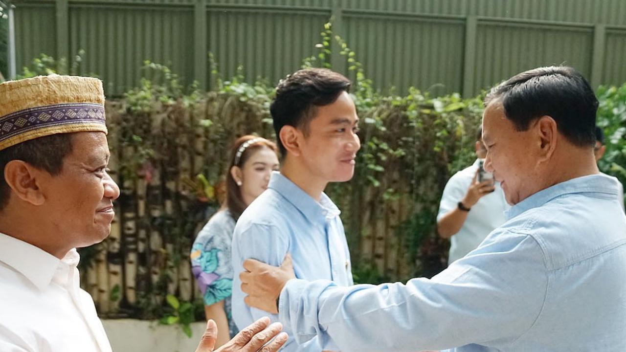 "Kalau memang itu (mundur sebagai menteri) pun itu hak pak Mahfud," kata Bahlil.