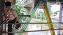 Warga berharap pemerintah setempat bisa segera memberikan solusi, seperti penyediaan zebra cross atau jembatan alternatif, agar pejalan kaki tetap bisa menyeberang dengan aman. (Magang/Liputan6.com/Muhammad Rizal)