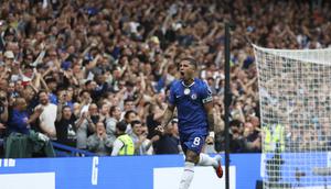 Gelandang&nbsp;Chelsea&nbsp;Enzo Fernandez merayakan golnya&nbsp;ke gawang Fulham di pekan ketiga Premier League 2025/2026 di Stamford Bridge, Sabtu (30/08/2025) malam WIB. (AP Photo/Ian Walton)