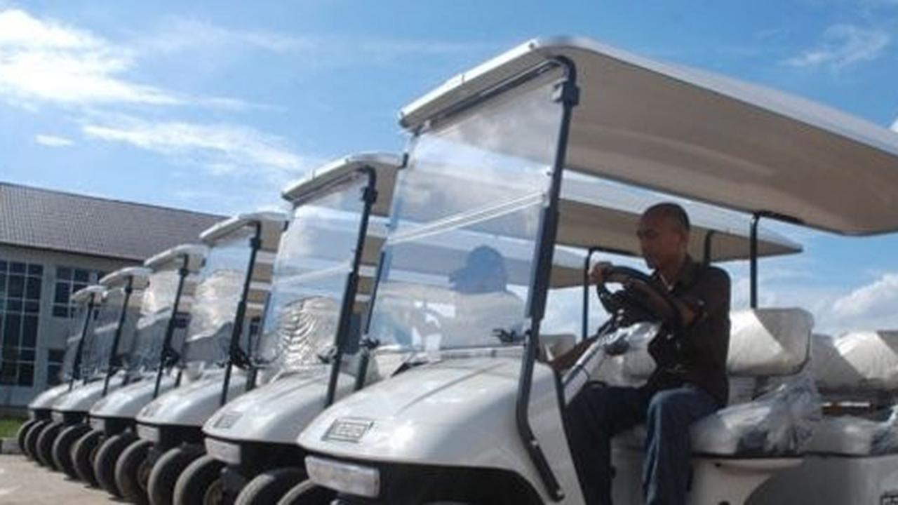 Mobil golf SMK Multi Karya