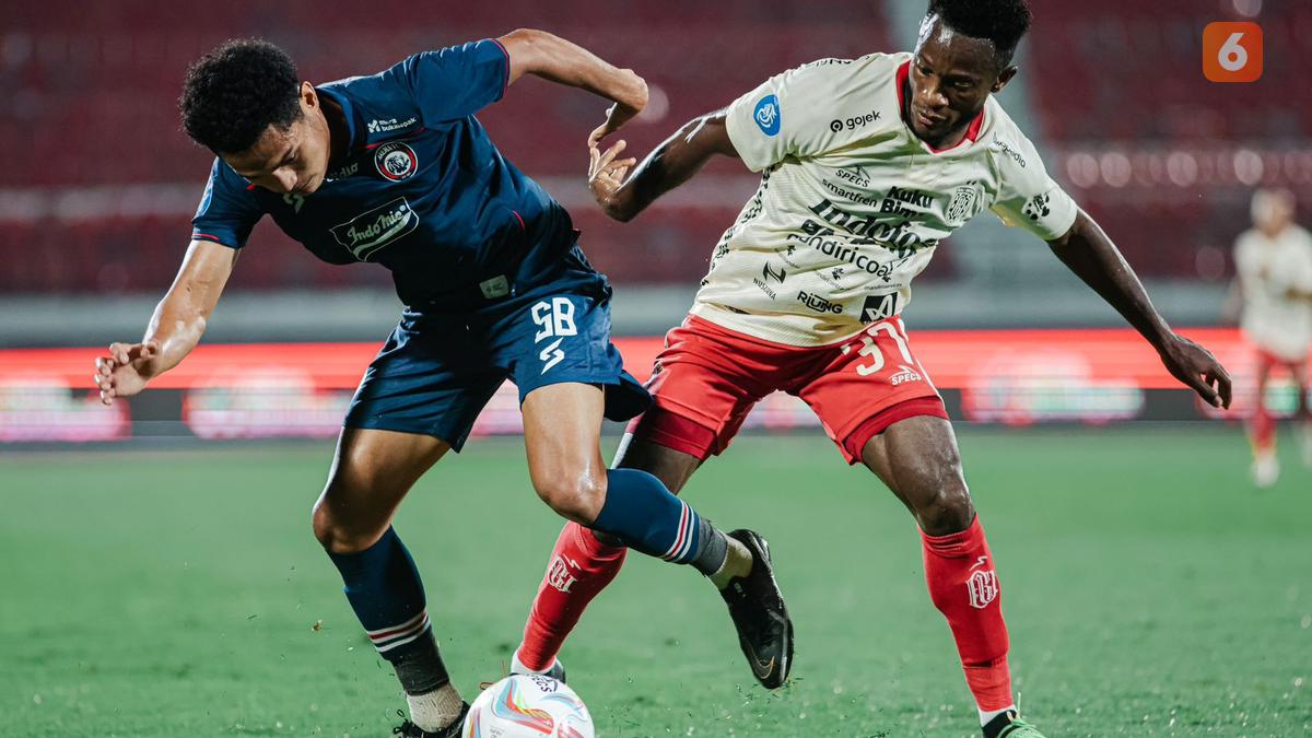4-laga-tak-pernah-menang-pelatih-arema-fc-soroti-mental-pemain