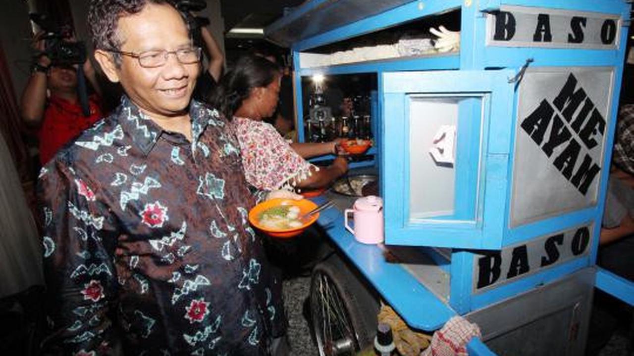 Mahfud MD beri dukungan kepada tukang bakso