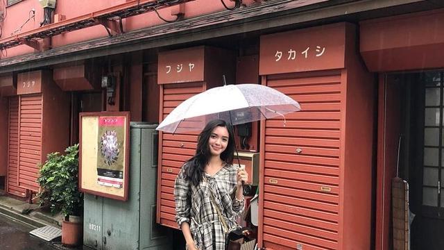Pesona Claudia Andhara Mylka (sumber: instagram/@claudiaudie)