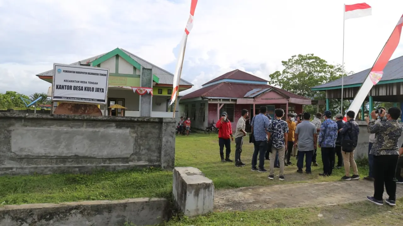 Tim Pilot Project pengembangan model perluasan kesempatan kerja berbasis kawasan tahun 2021 di kantor Kepala Desa Kulo Jaya