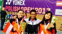 Ganda putri Indonesia, Yulfira Barkah/Meirisa Cindy Sahputri, menjadi kampiun pada Polandia International Challenge 2017, Minggu (26/3/2017). (Bola.com/Twitter/INABadminton)