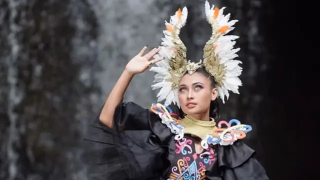 Wonderland Indonesia Novia Bachmid