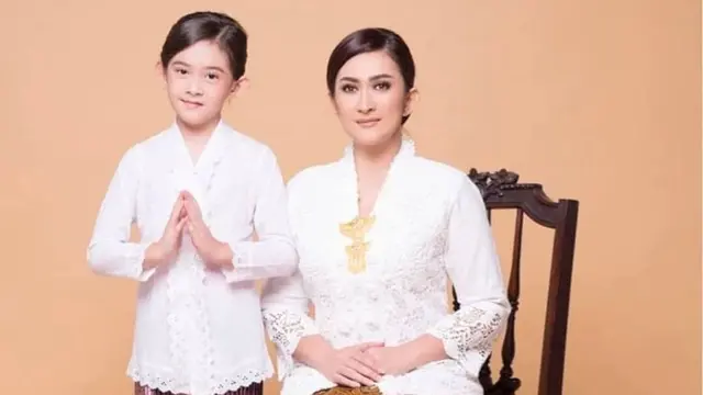 Sempat Unggah Foto Hamil, Ini 6 Potret Terbaru Nafa Urbach Pamer Perut Six Pack