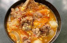 Seblak Bikin Ketagihan hingga Thailand, Tapi Tahukah Anda Dampak Makan Pedas Berlebihan pada Lambung?