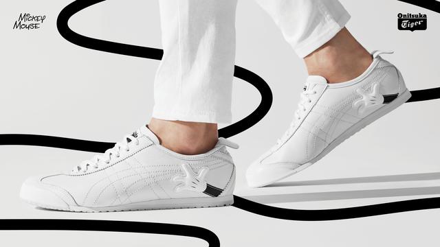 Tokoh Disney Mickey dan Minnie Hadir di  Sepatu  Onitsuka  