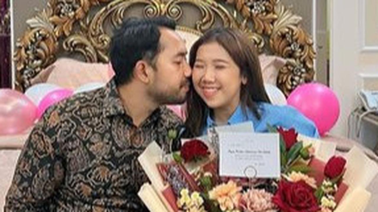 Selamat! Komika Kiky Saputri Melahirkan Anak Perempuan, Punya Nama Panggilan Baby Kayya