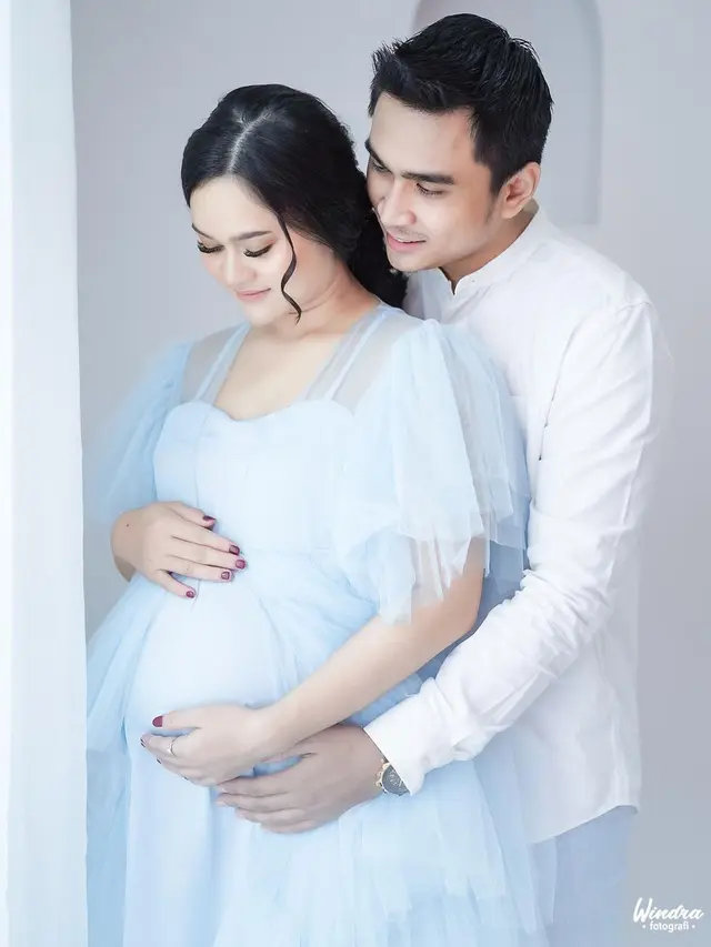 [Fimela] Lutfi Agizal dan Nadya Indriyani