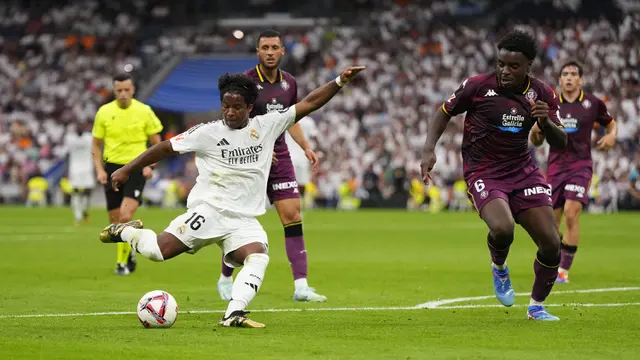 Foto: Endrick Curi Panggung Mbappe di Liga Spanyol, Lesatkan Gol Debut untuk Real Madrid