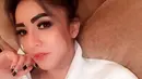 <p>Regina Andriane sempat menjadi sorotan lantaran disebut sebagai orang ketiga dalam pernikahan Farhat Abbas dan Nia Daniaty. Padahal saat itu Regina merupakan asisten pribadi Farhat Abbas. (FOTO: instagram.com/reginaandriane/)</p>