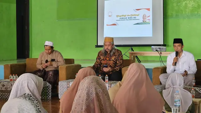 Terhitung 85 hari menjelang Pilpres 2024, para nyai, ning, dan tokoh penggerak perempuan se-Jawa Barat (Jabar) yang terhimpun dalam sukarelawan Jamaah Muhibin Ning Atikoh Nusantara alias Jamaah Ning NU Jawa Barat bersepakat memenangkan paslon Ganjar Prano