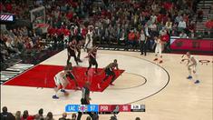 Los Angeles Clippers meraih kemenangan dramatis atas Portland Trail Blazers 104-103.