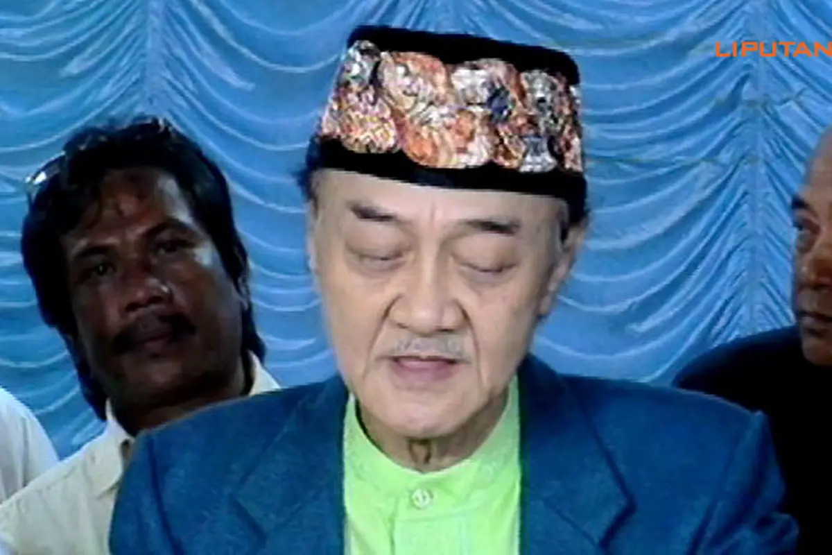 eyang-subur-130526b.jpg