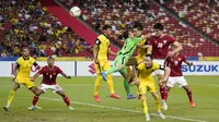 Pemain naturalisasi asal Indonesia Elkan Baggot menjebol gawang Malaysia dalam babak penyisihan Piala AFF 2020. Akhirnya Indonesia lolos ke Final Piala AFF 2020 usai mengalahkan Singapura 4-2 di babak semi final. (Dok. AFF)