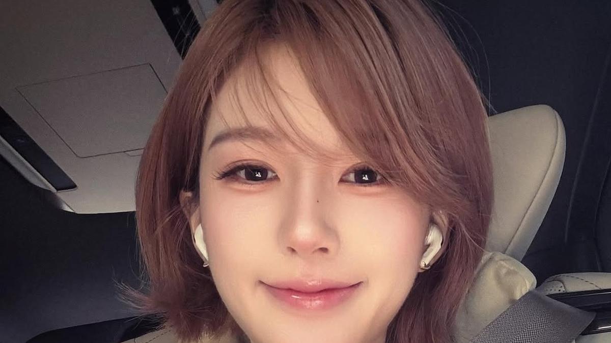 Zhao Lusi Geser Dilraba Dilmurat sebagai Ratu Media Sosial Tiongkok