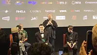 Syuting Film Harusnya Horror, Ronny P Tjandra Enjoy Berbaur dengan Member AAA Clan