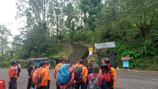 Turis Korea Selatan Ditemukan Meninggal Saat Mendaki Gunung Agung Bali, Sempat Kontak Temannya Sebelum Menghilang