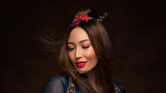 Ayu Dewi (Foto: Instagram/@mrsayudewi)