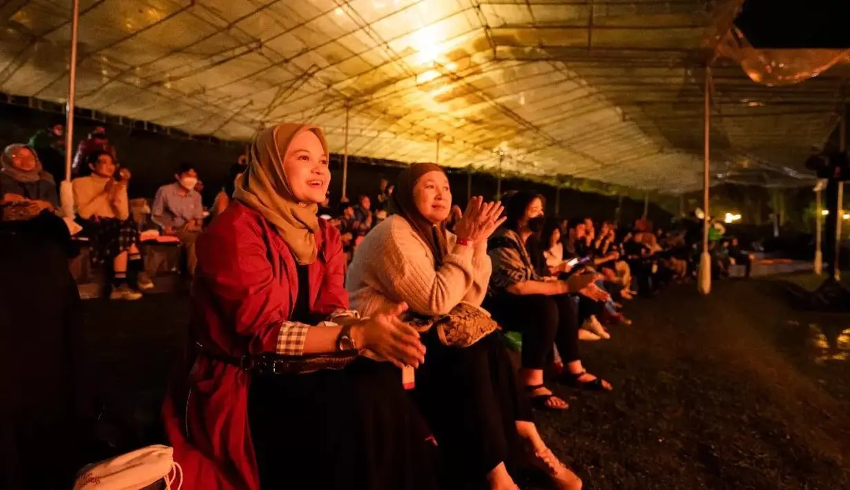 Penikmat musik disuguhkan alunan jazz di venue yang apik persembahan The GAIA Hotel Bandung. [Instagram @gaiamusicfest]