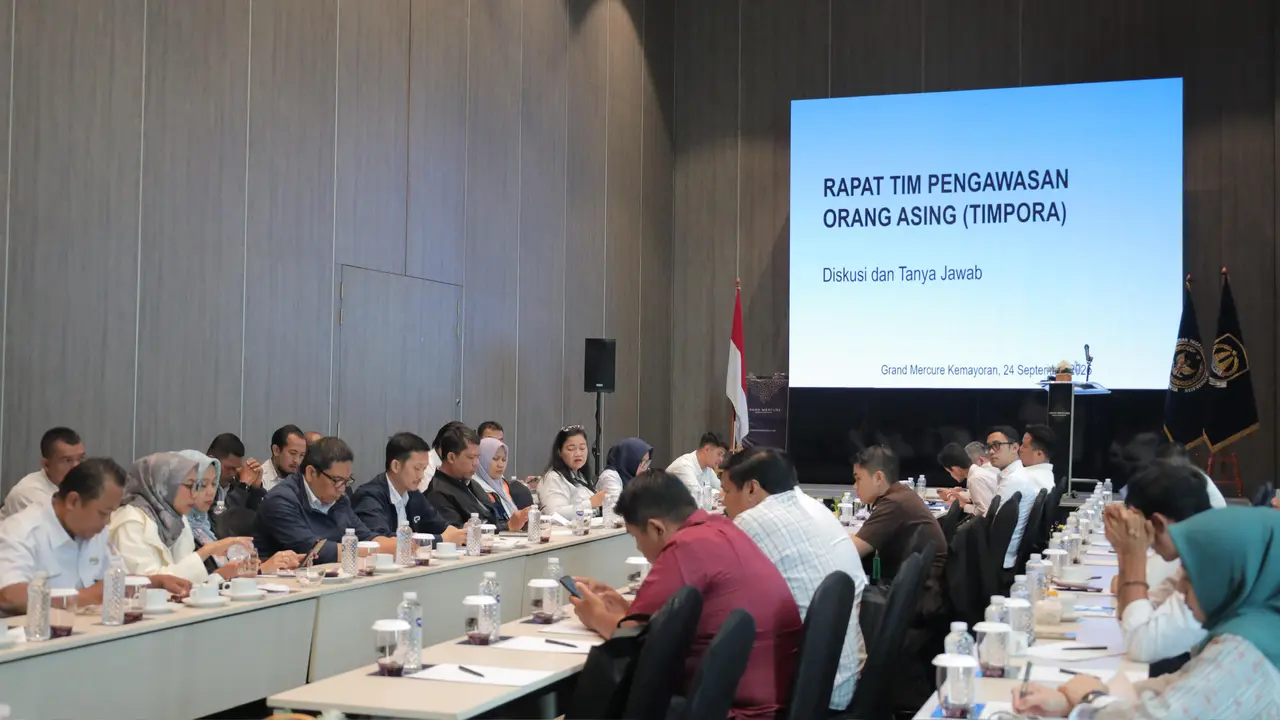 Kantor Imigrasi Kelas I Non TPI Jakarta Pusat menyelenggarakan Rapat Tim Pengawasan Orang Asing (Timpora) tingkat Kotamadya Jakarta Pusat yang dilaksanakan di Hotel Grand Mercure Kemayoran. (Istimewa)