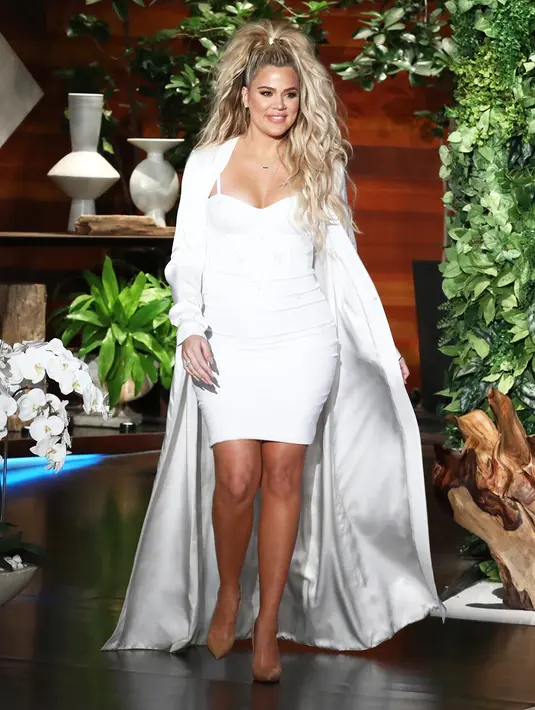 Menurut kamu bagaimana penampilan terbaru Khloe Kardashian usai mengumumkan kehamilannya? (Michael Rozman-Warner Bros)