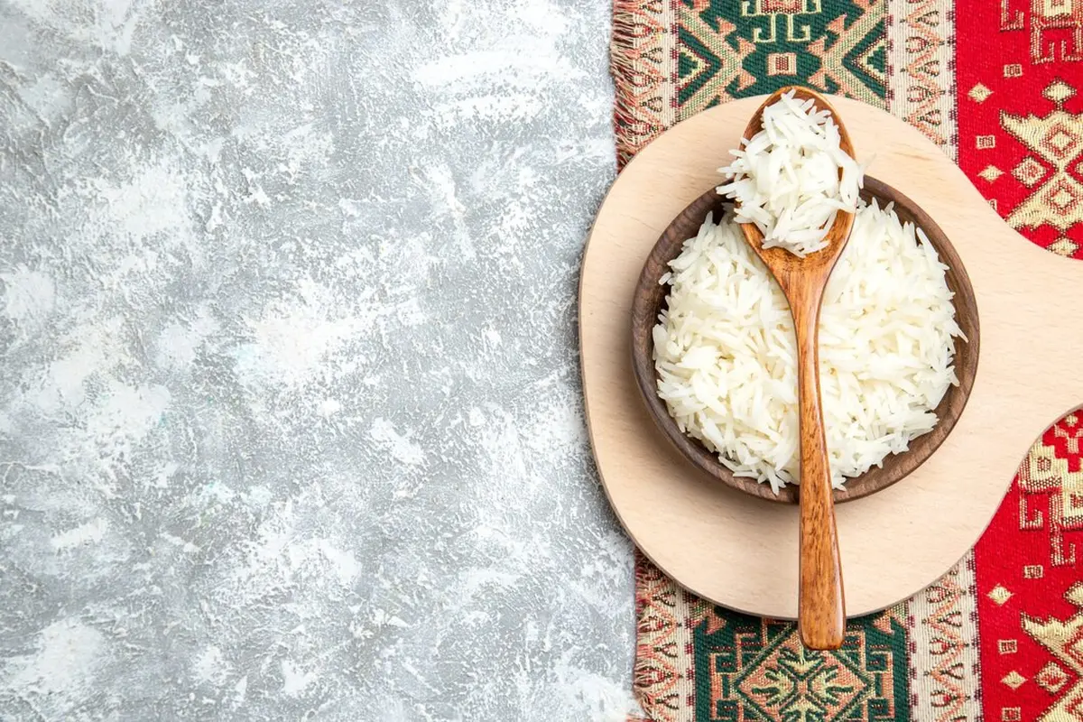 Memanaskan nasi