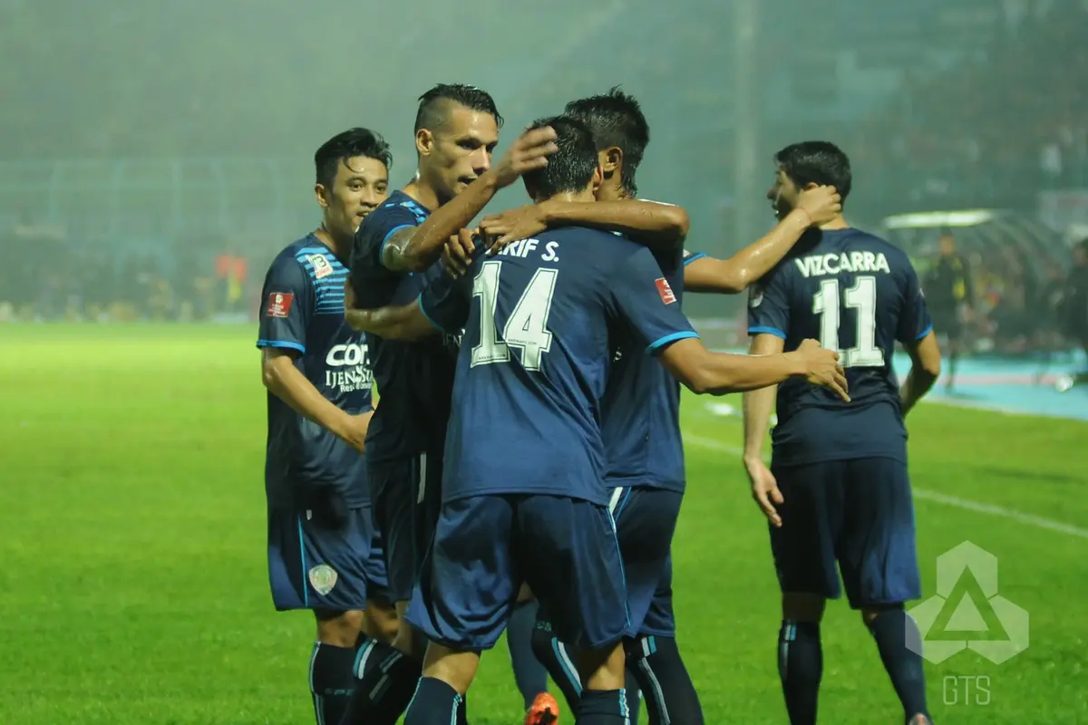 Arema Cronus Vs Bali United