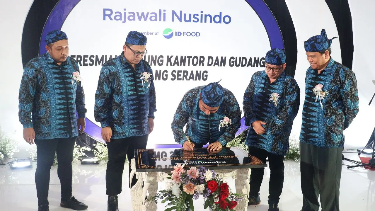 PT Rajawali Nusindo meresmikan gudang baru di Cabang Serang. (Liputan6.com/ ist)