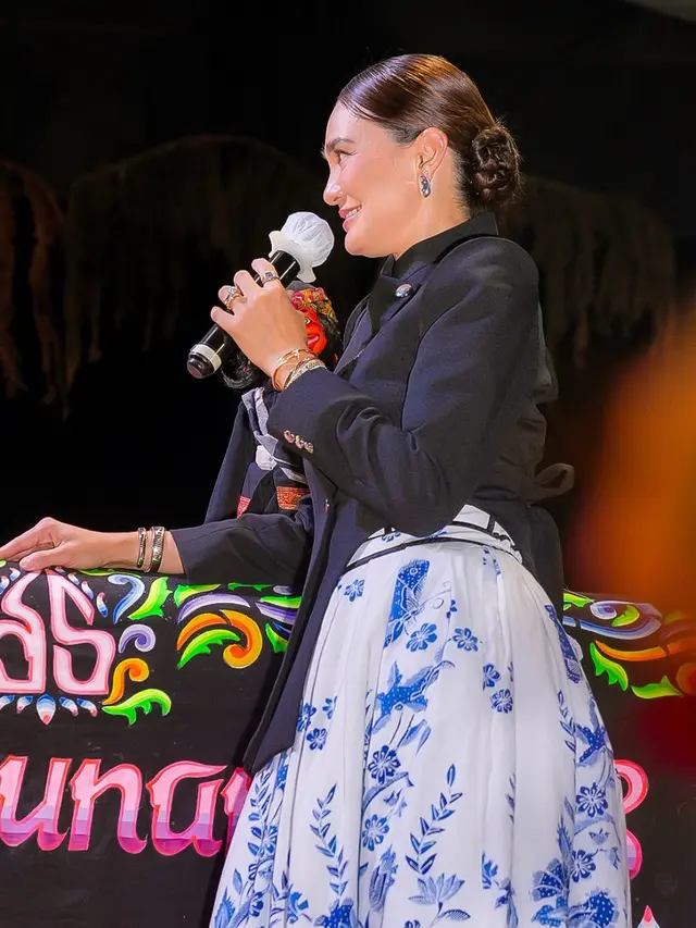 Luna Maya saat Hadir di Ulang Tahun Purwakarta. [@lunamaya]