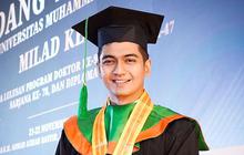Diterpa Isu Cerai dengan Ria Ricis, Potret Teuku Ryan Wisuda S2 - Dapat IPK 3,92 & Istri Tak Hadir