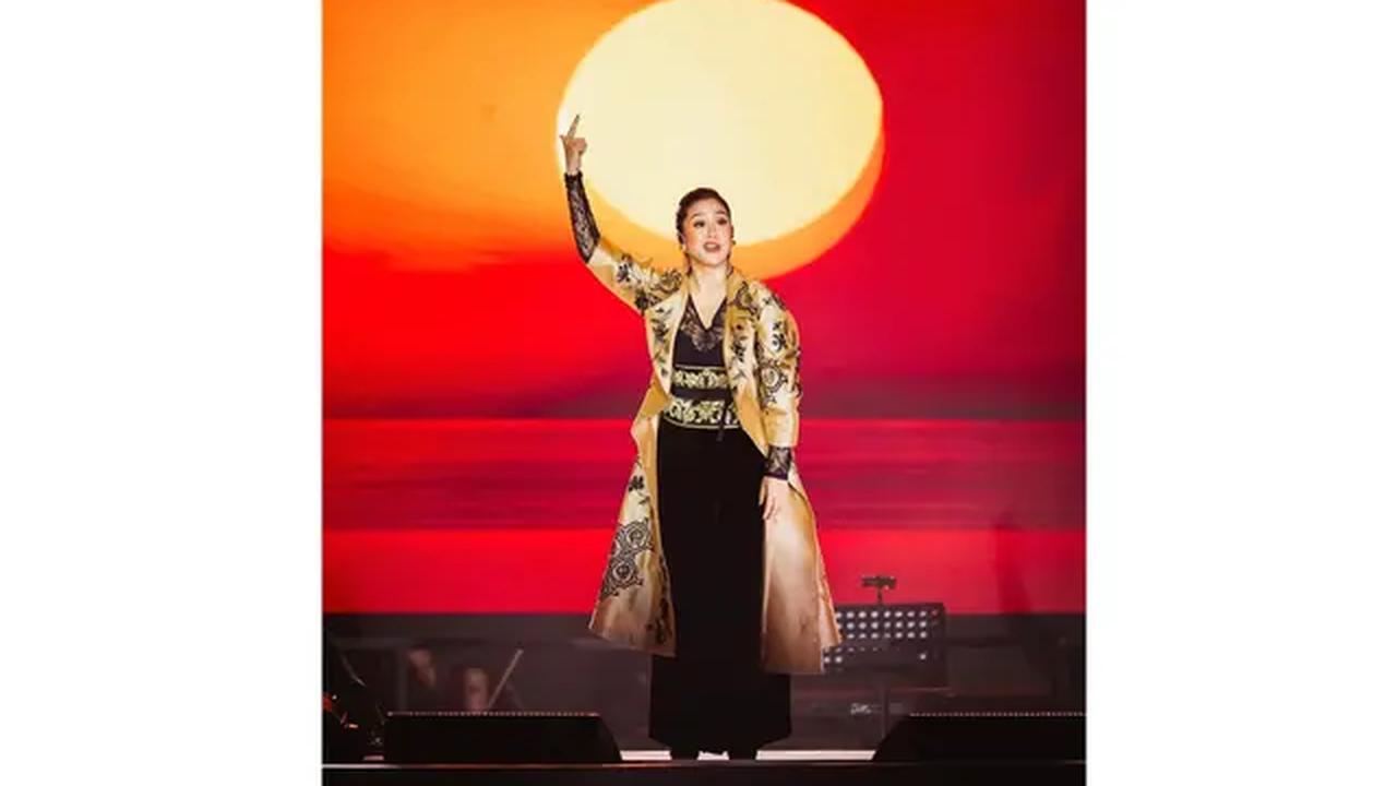 Penampilan Megah dan Menawan Sherina Munaf di Pembukaan FFI 2024 (Sumber: Instagram/sherinamunaf)
